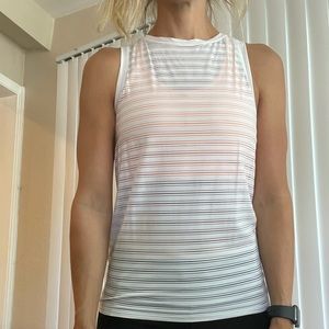 White lululemon tank top